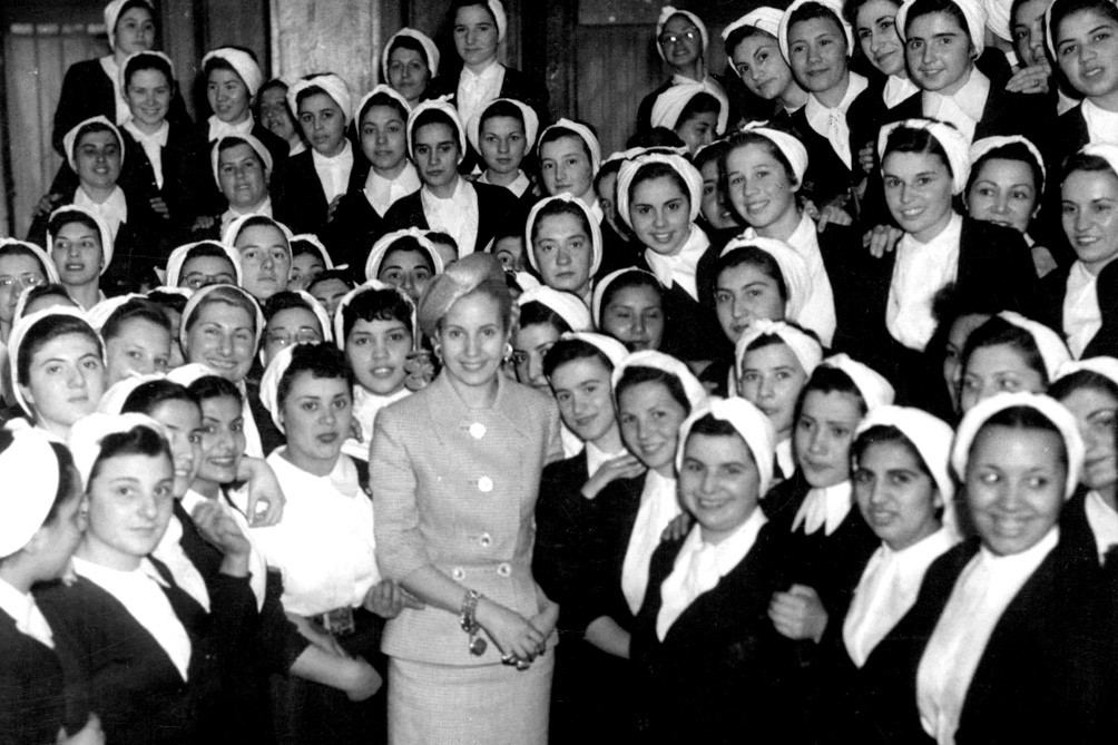 El simbolismo de Eva Perón para las mujeres y el intento de destrucción de  su obra - La Marea Noticias